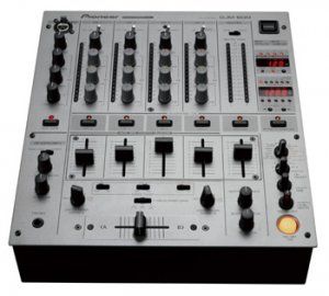 DJM-600.jpg