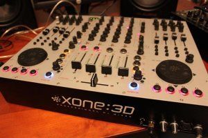 allen-heath-xone-3d-2.jpg