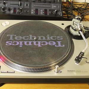 technics002.jpg