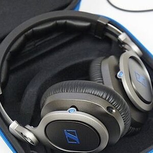 sennheiser-hd8-dj-fotograflari_90723.jpg