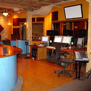 studio2_1024.jpg