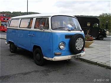 Alter-VW-Bus-1104077495.jpg