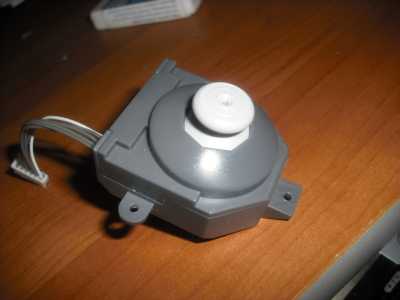 N64Stick1Sm.jpg