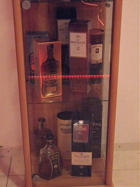 Vitrine Unten.jpg